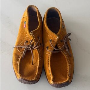 Suede Moccasin-Style Men's Shoes in Tan